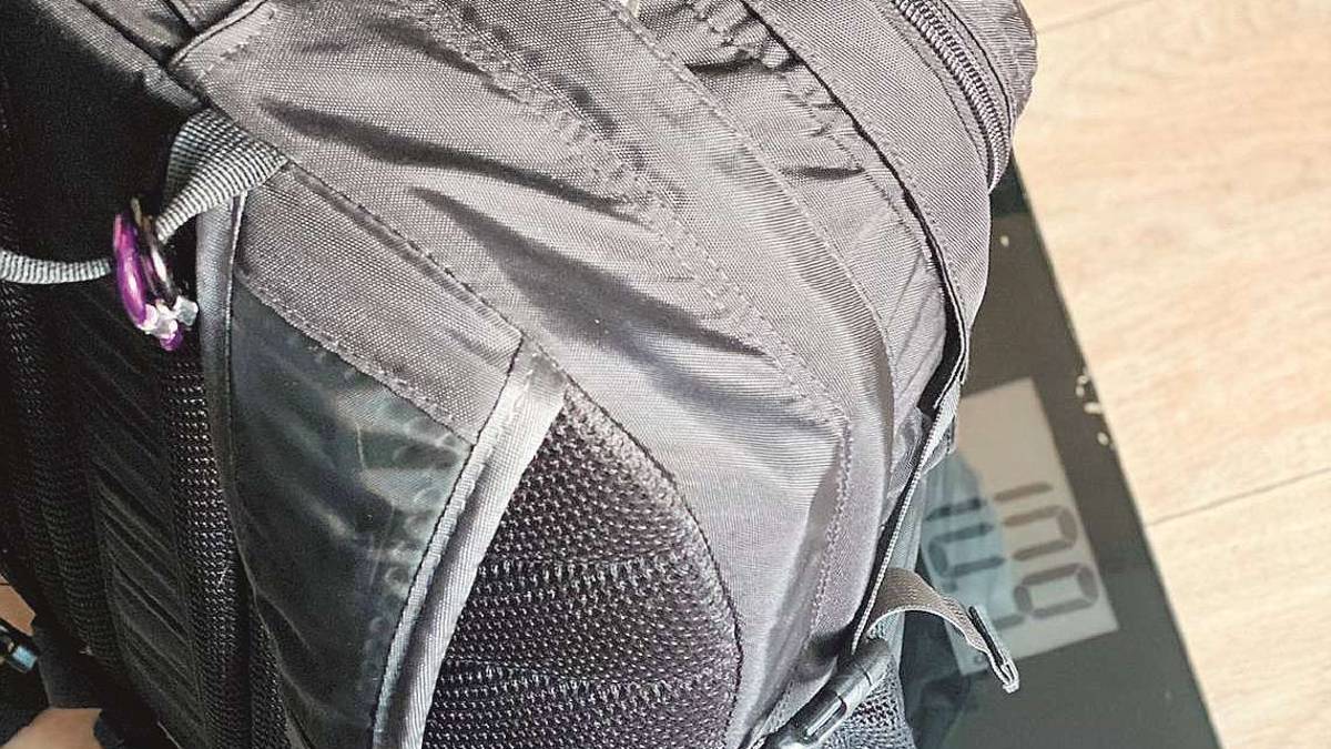 Cesena. Zaini di piombo alla scuola media pesanti fino a 15 kg. I genitori: Che assurdità