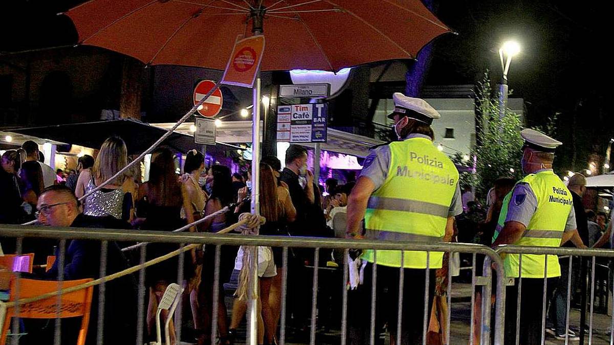 Movida, ancora risse a Milano Marittima. Ragazze in coma etilico