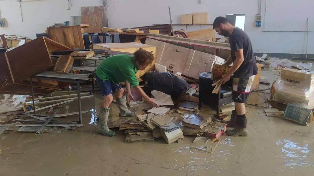 Faenza, il fango ha spazzato via la memoria della Bottega Gatti