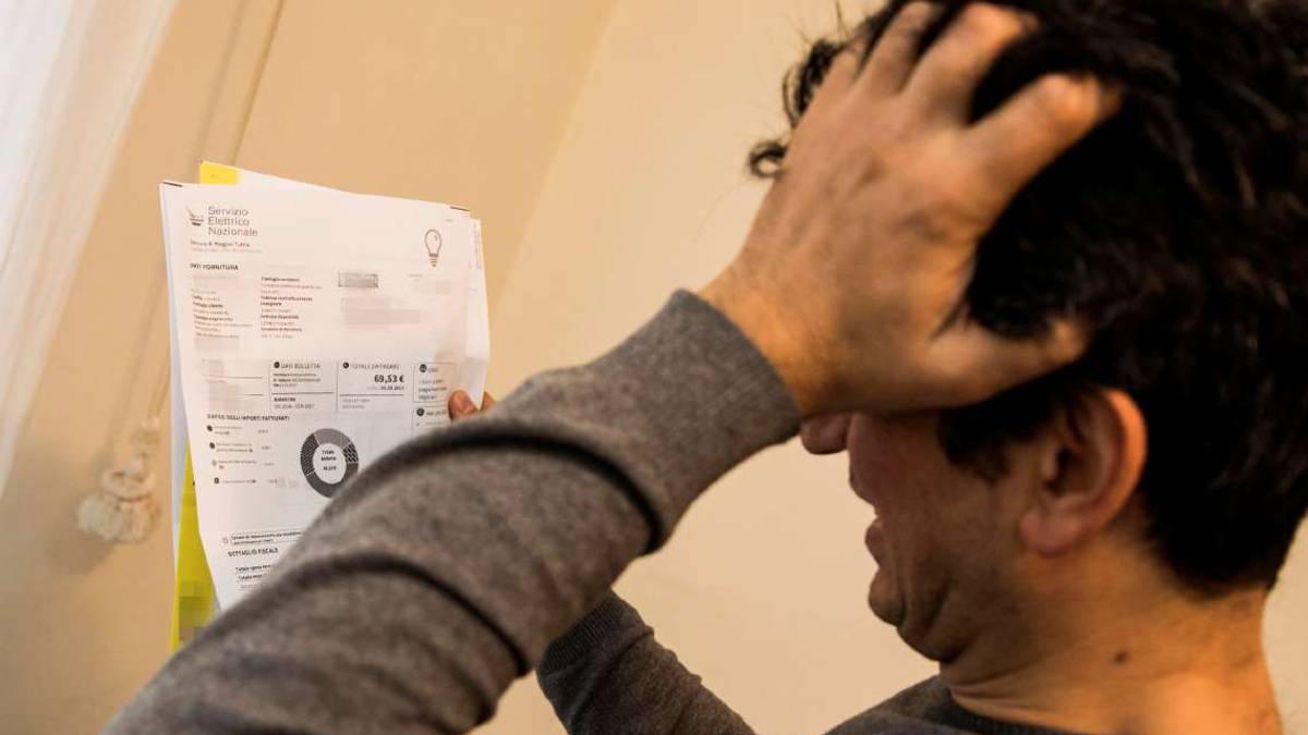 Imola, rincari bollette. «Occhio ai contratti nel libero mercato»