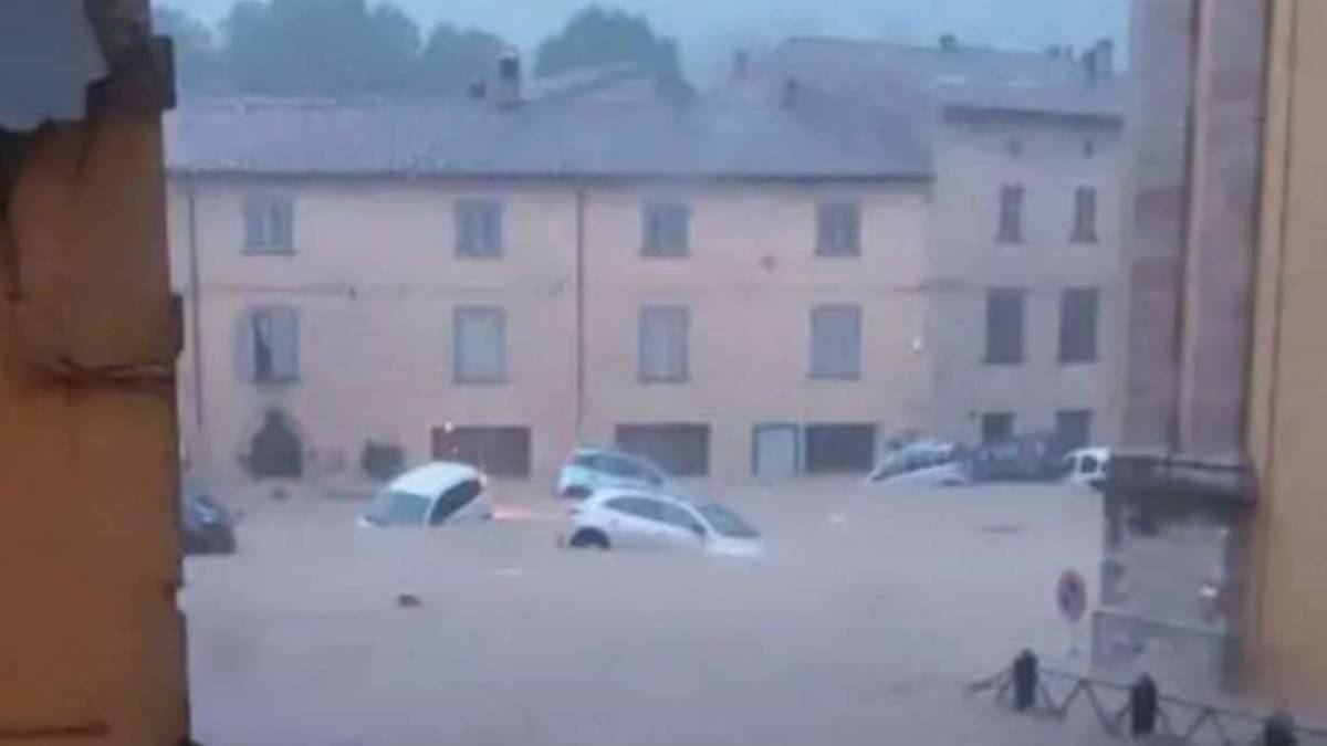 Marche devastate dal nubifragio: da Rimini partono aiuti e soccorsi