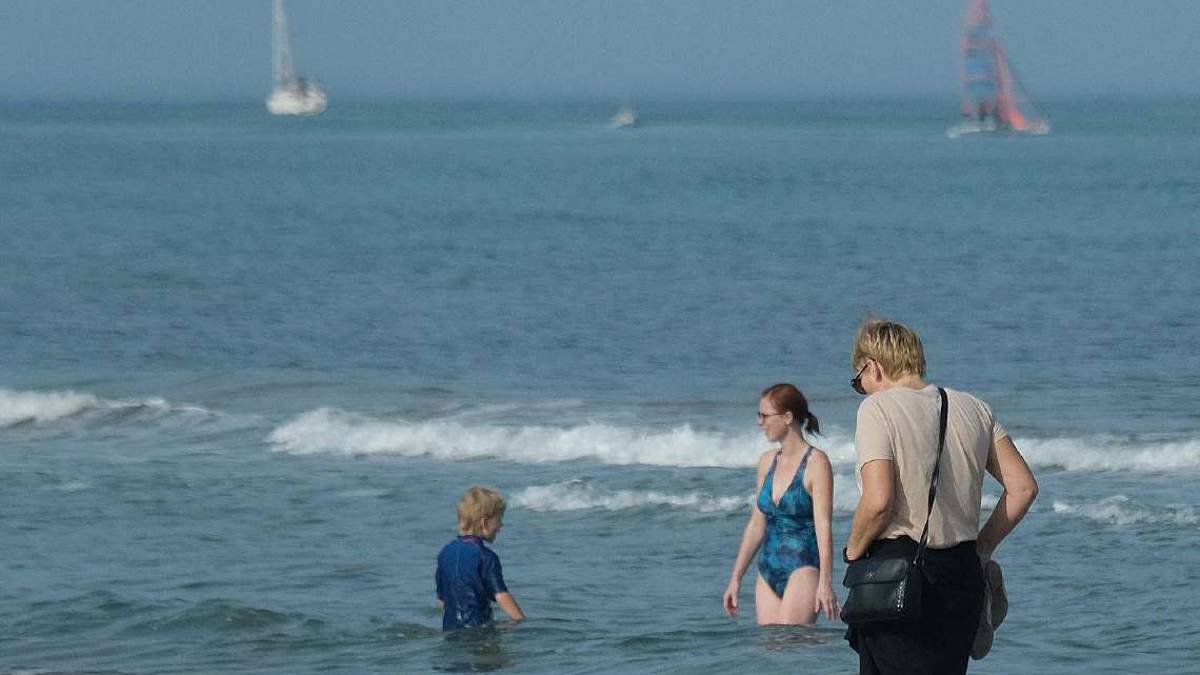 Autunno caldo: tutti in riviera e assalto agli hotel