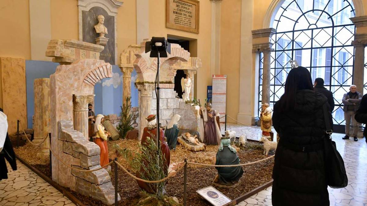 Forlì. Rassegna presepi città di Forlì, c'è anche don Pippo