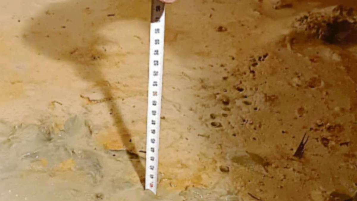 Forlì. Emergenza finita ma ha ancora acqua e fango in casa