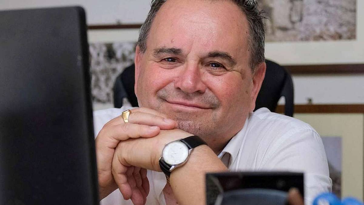 Sepolcri di Romagna, Nevio Spadoni a caccia di poesia nei cimiteri