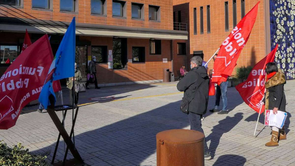 Ausl Imola, i sindacati richiamano all'ordine le istituzioni