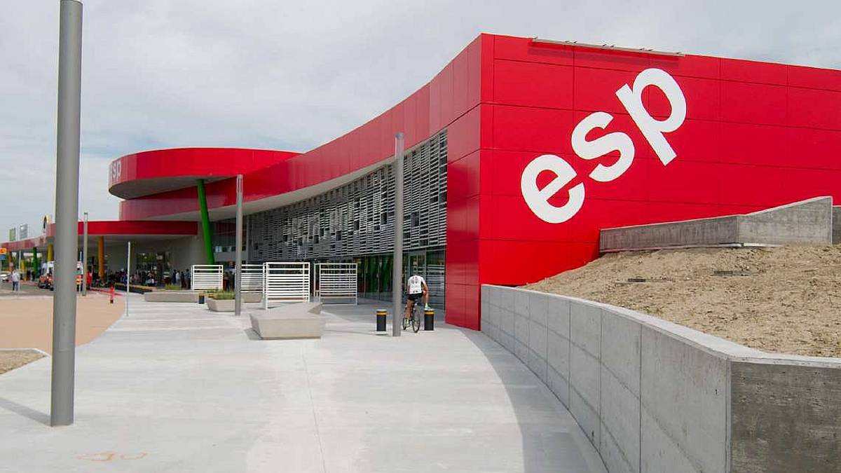 Ruba cartucce per stampanti e alimenti all'Ipercoop, arrestato 67enne