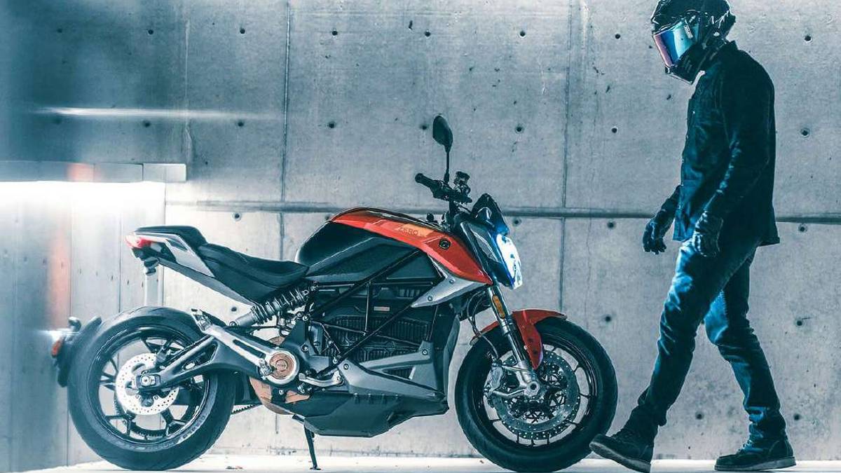 Mobilità elettrica concessionario precursore