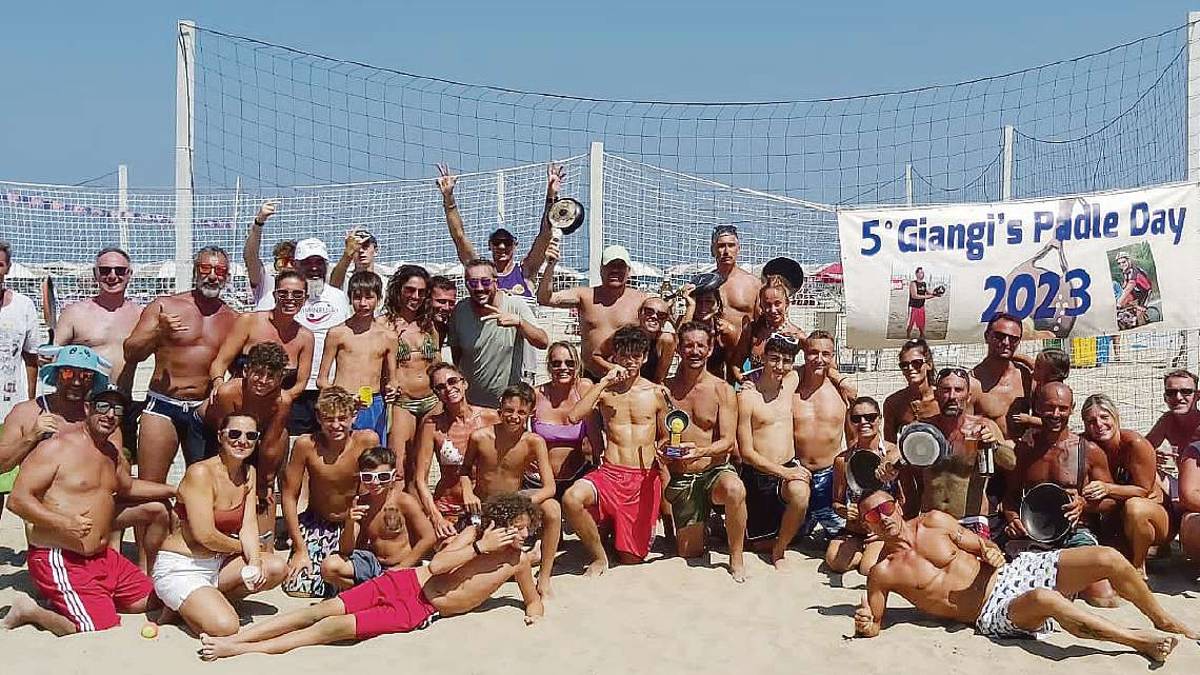 Rimini. Tutti in spiaggia per ricordare Gianluca Grossi