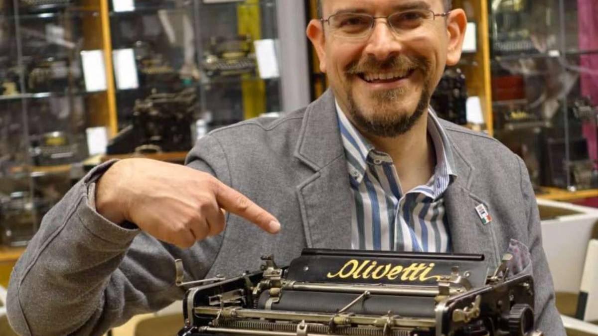 Da collezionista di Cesena macchine da scrivere per mostre e Tv
