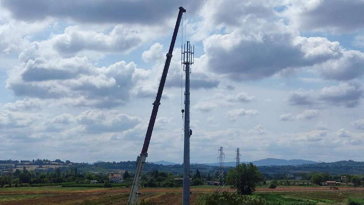 Rimini. Nuova antenna a Santa Giustina, il Comitato ringrazia: Ora ci manca solo una bella discarica