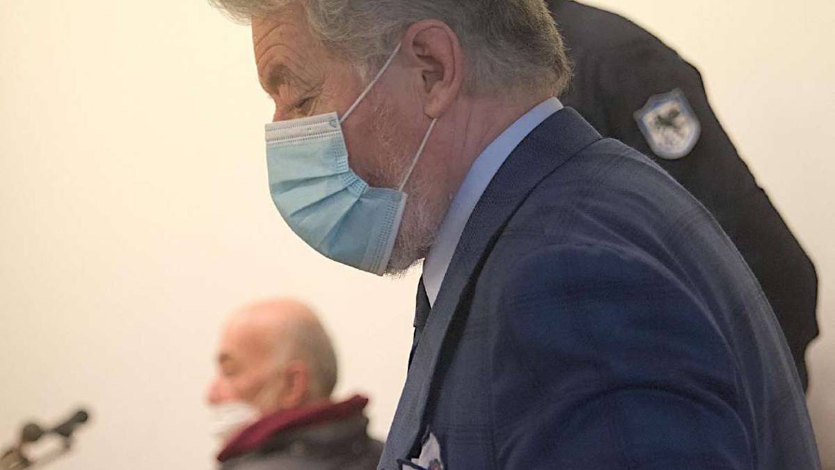 Ravenna, un infettivologo dell'ospedale aveva un green pass falso