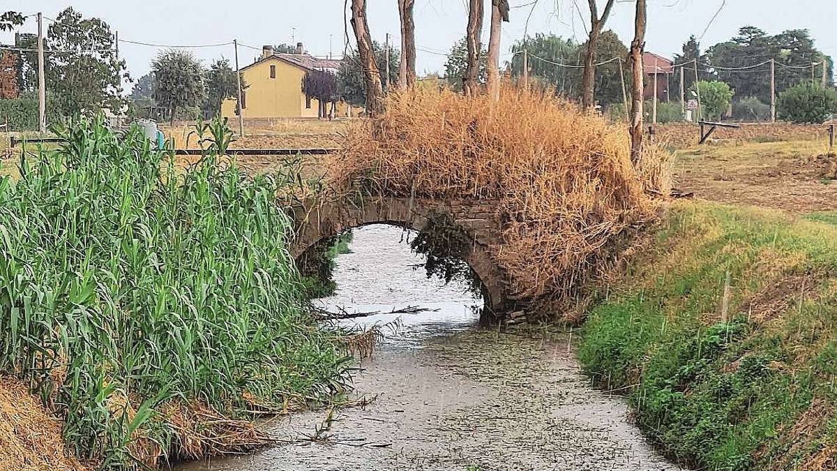 Cesena, sospesa la demolizione del vecchio amato ponticello