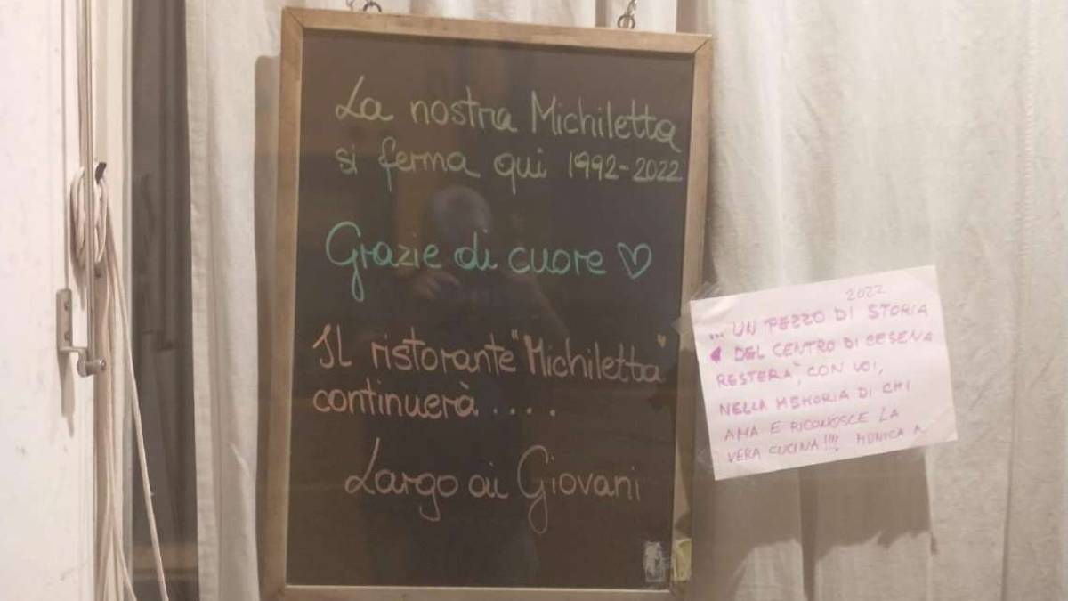 Cesena, l'osteria Michiletta si congeda dai suoi clienti con un messaggio