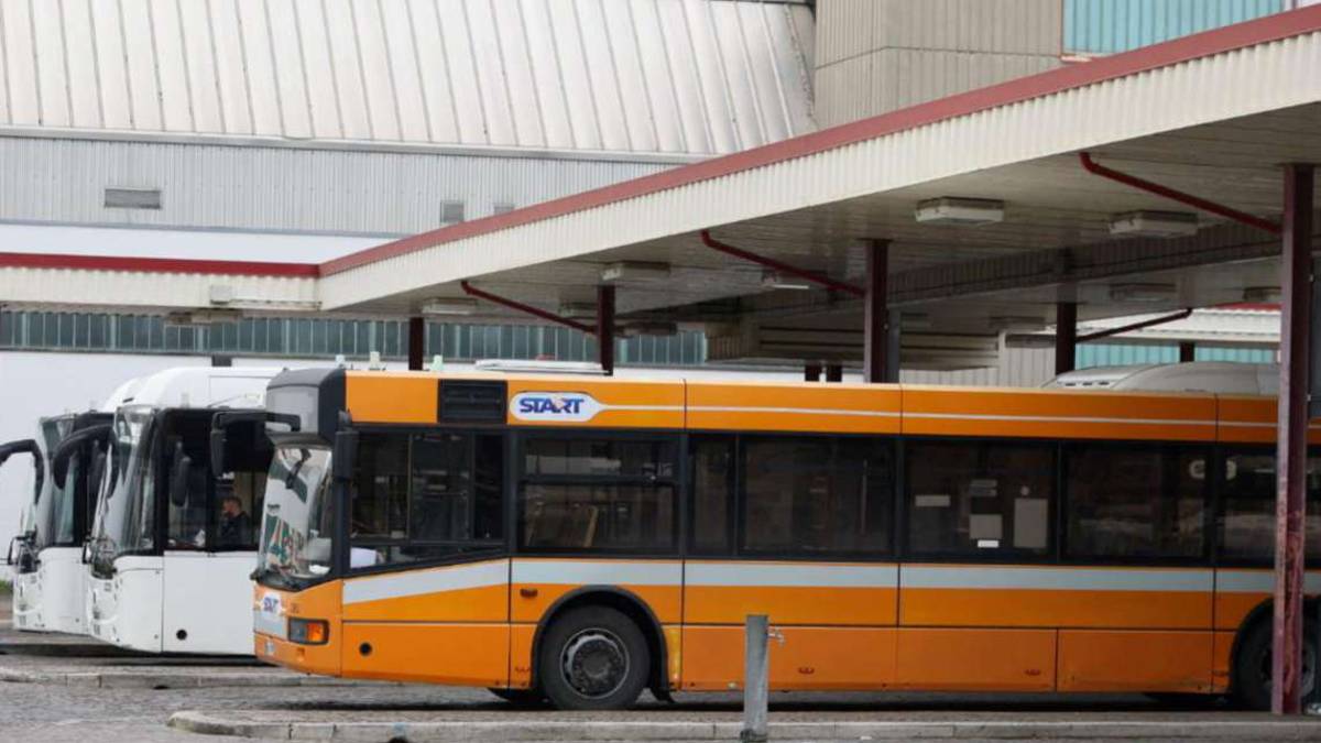 Bus Start Romagna: scontro sindacale su ferie e arretrati