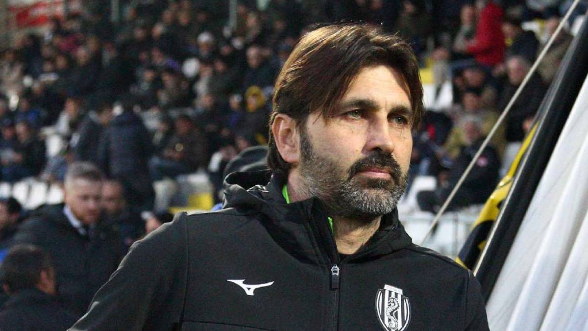 Calcio C, Viali negativo: sarà in panchina a Pesaro