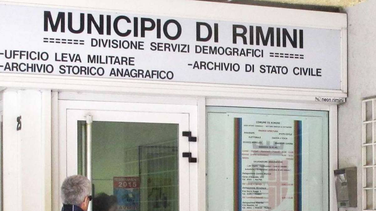 Rimini. lavoro: assunzioni in Comune, in 830 per 5 posti