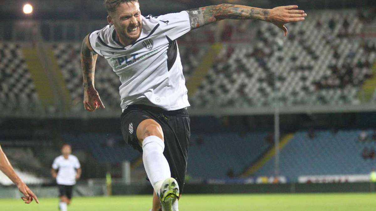 Calcio, C, Caturano, il Cesena e i gol: La mia strada fino a 100