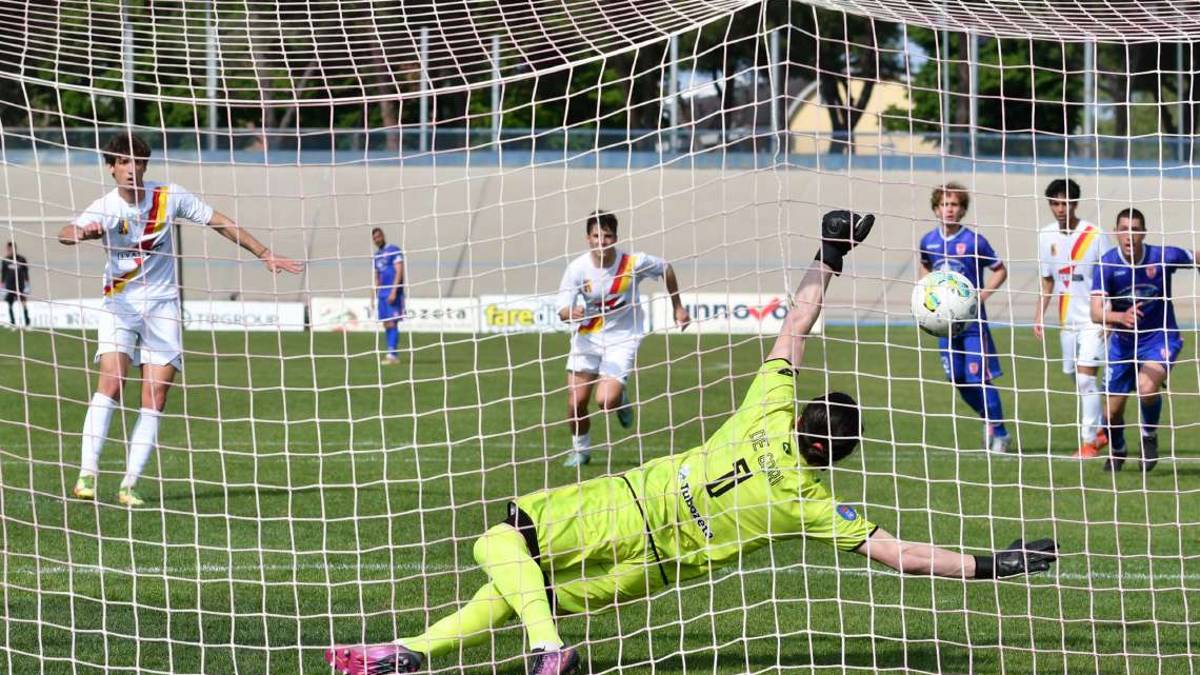 Calcio D, Graffiedi: Forlì super. Martini: Brutta Sammaurese