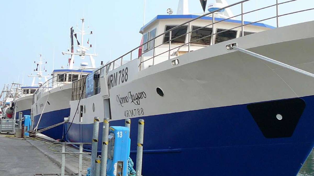 Cesenatico, finito il fermo pesca e da mezzanotte si torna in mare