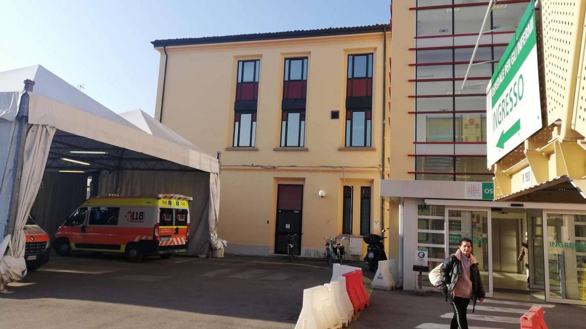 Faenza, morto dopo l'operazione. Indagati investitore e medici