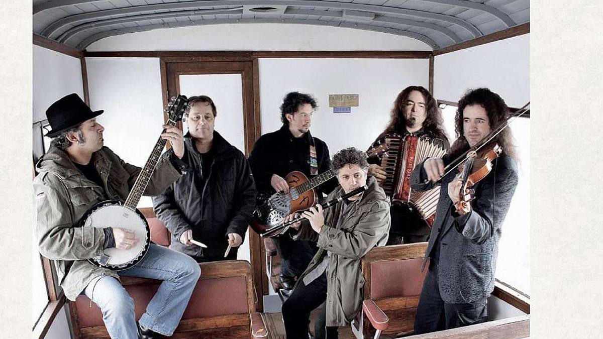Viaggi e musica: Franco D'Aniello racconta i Modena City Ramblers