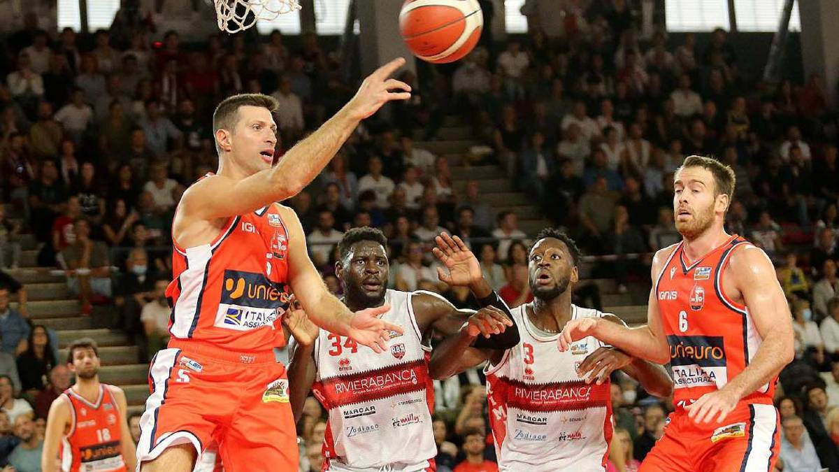 Basket A2: Unieuro, Martino spera in una cornice da super derby