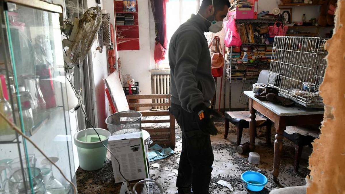 Forlì. Compra casa all'asta, ma è piena di rifiuti ed escrementi