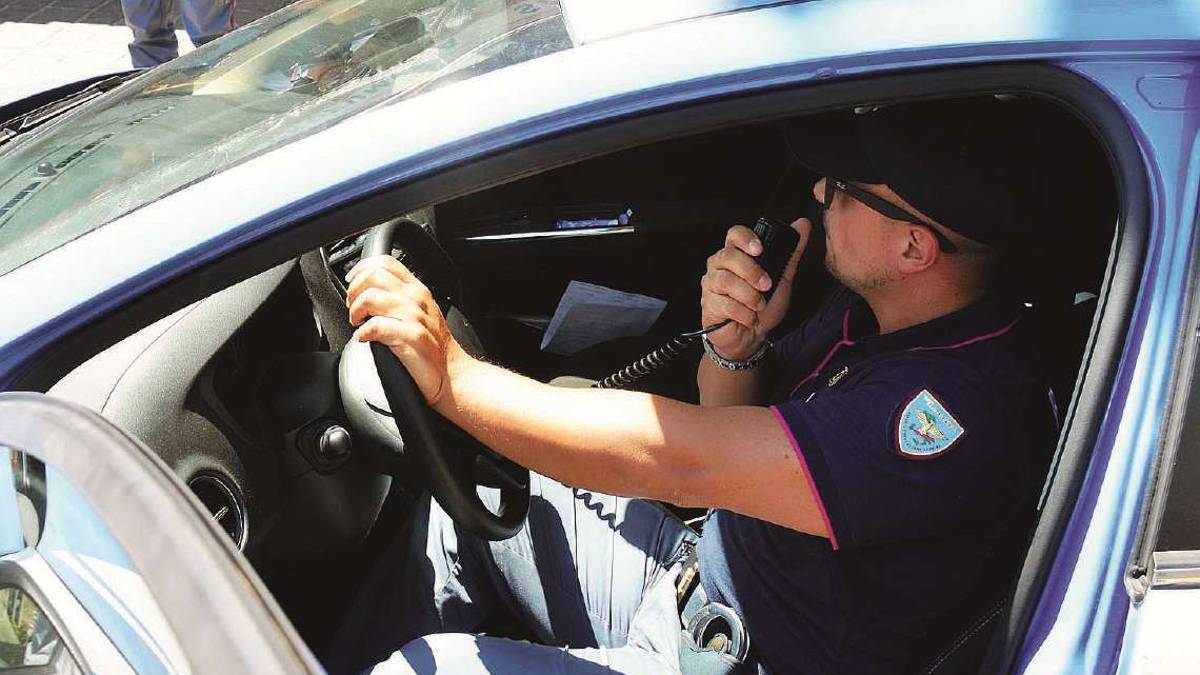 Rimini. Filmano e toccano l’amica nel sonno: indagati per violenza