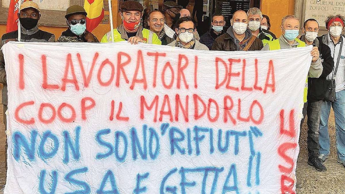 Cesena, l'Usb denuncia: Col furgone in un fosso, scarsa sicurezza alla coop Il Mandorlo