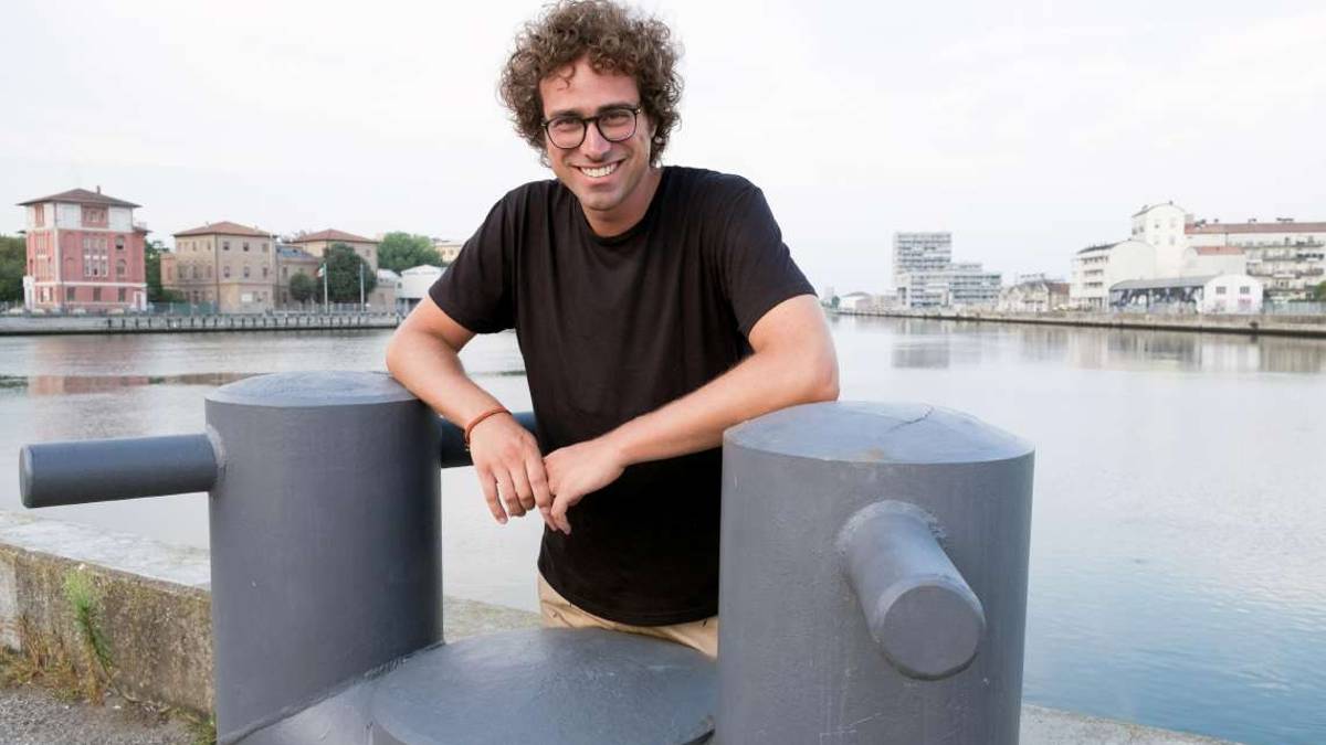 Matteo Cavezzali alla Classense con A morte il tiranno