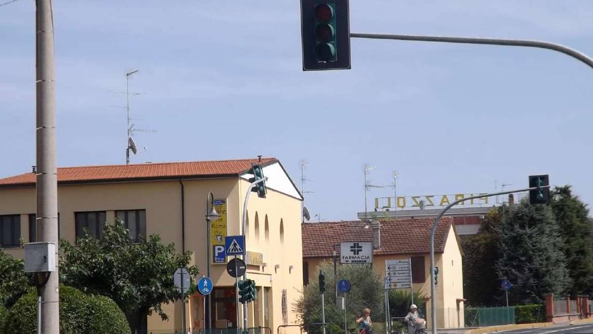 Sant'Agata sul Santerno: sulla San Vitale debutta il Photored, il semaforo che non perdona