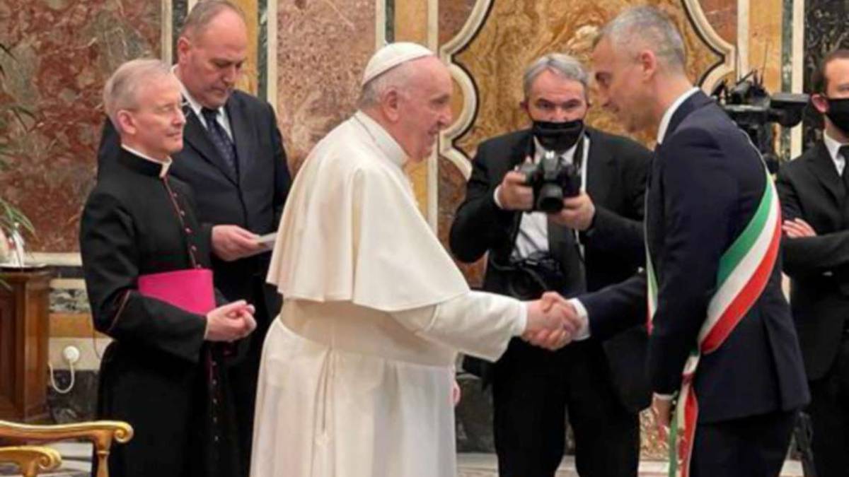 Il sindaco di Rimini: Papa Francesco, venga a trovarci