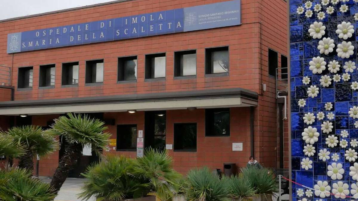 Covid Imola, l'Ausl insiste sulla quarta dose