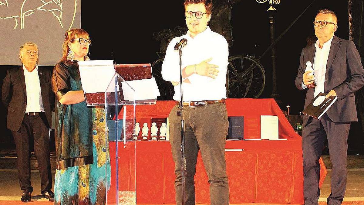 Gambettola. il giovane dello staff di Biden cambia lavoro e casa