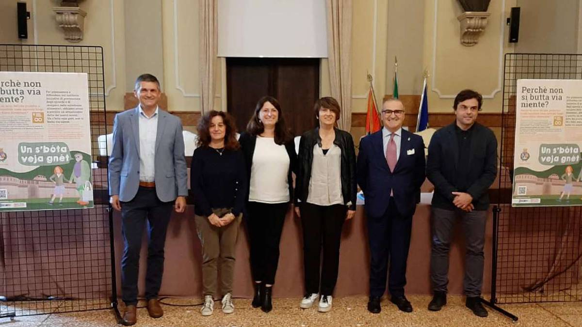 Imola, il Comune approva il progetto di recupero eccedenze di cibo