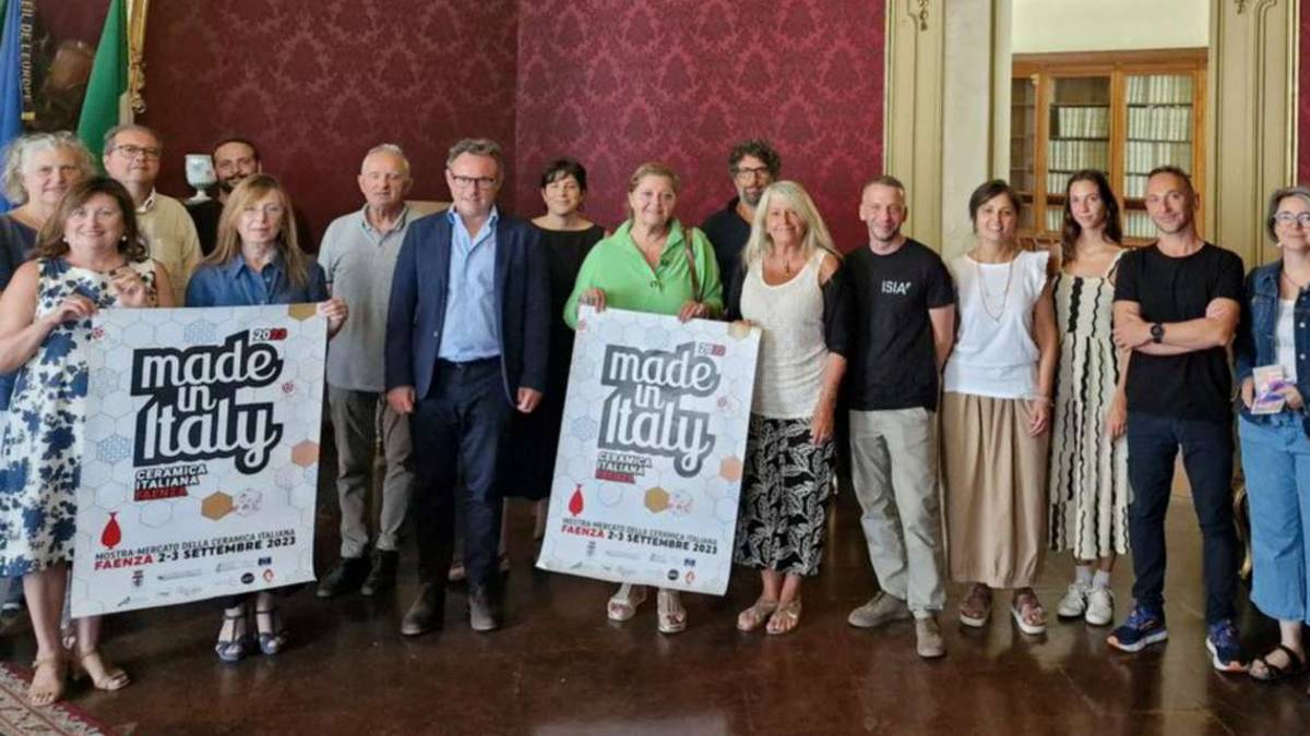 A Faenza la più grande mostra mercato della ceramica italiana