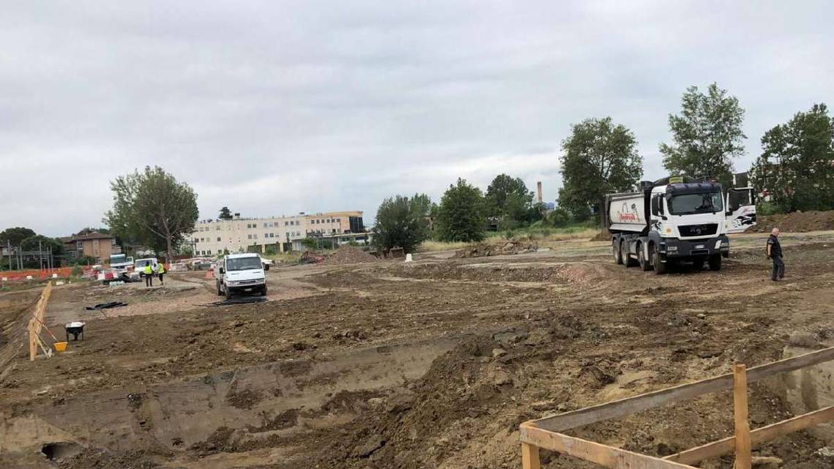 Cesena, ruspe al Quartiere Novello per gli alloggi sociali
