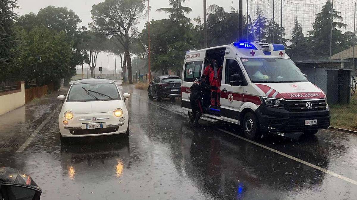 Cesena: botte alla fidanzata, patteggia 8 mesi