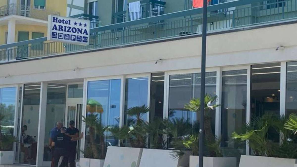 Cucina da incubo: l'Ausl spegne i fornelli all'hotel di Bellaria, 140 clienti a bocca asciutta