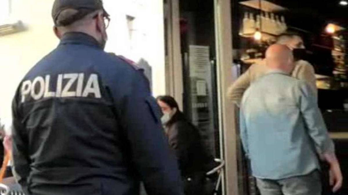 Rimini, zuffa in centro: il questore chiude il pub No limits per 15 giorni