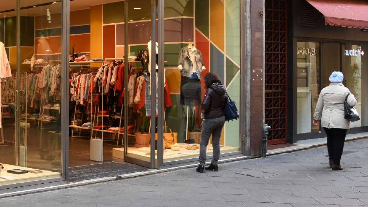 Forlì. L'allarme Federmoda: Acquisti fermi dopo saldi deludenti