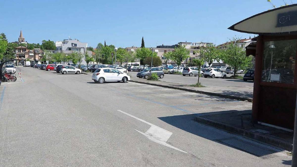 Rimini. Più parcheggi e sosta gratis per sostenere il centro