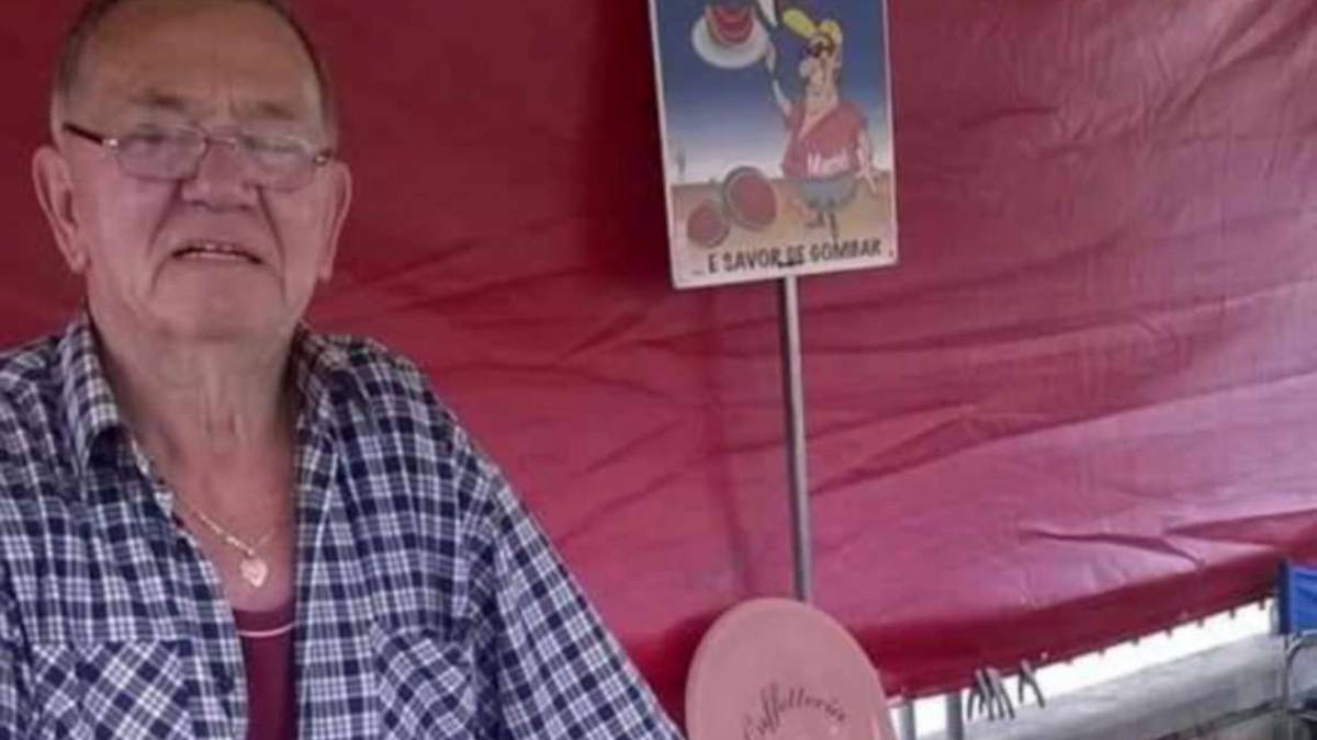 Lugo, oggi l'addio a Mastèl e ai suoi cocomeri strampallati