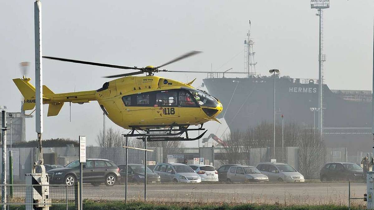 Ravenna, operaio caduto: sequestrato serbatoio al petrolchimico