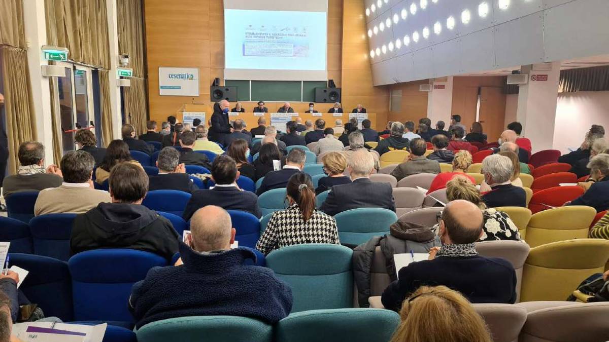 Agli hotel 100 milioni di sostegni: convegno a Cesenatico