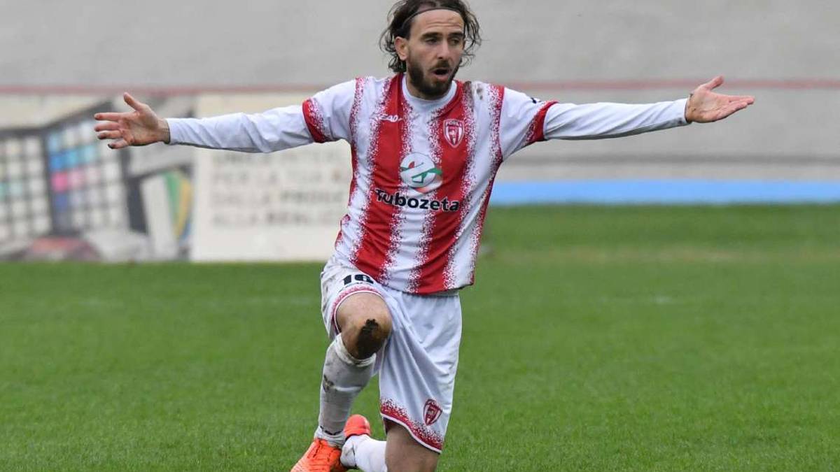 Calcio D, Borrelli: Posso dare di più al Forlì