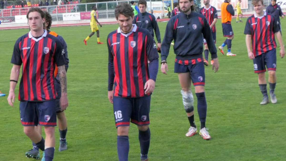 Calcio C, Imolese, per la salvezza serve molto di più