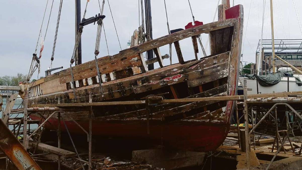Rimini, raccolta fondi per Amarcord, simbolo della marineria