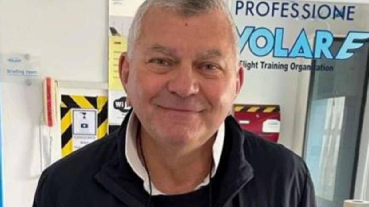 Forlì, istruttore di volo atterra e muore per un malore